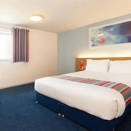 Travelodge Bromborough Port Sunlight Exterior foto
