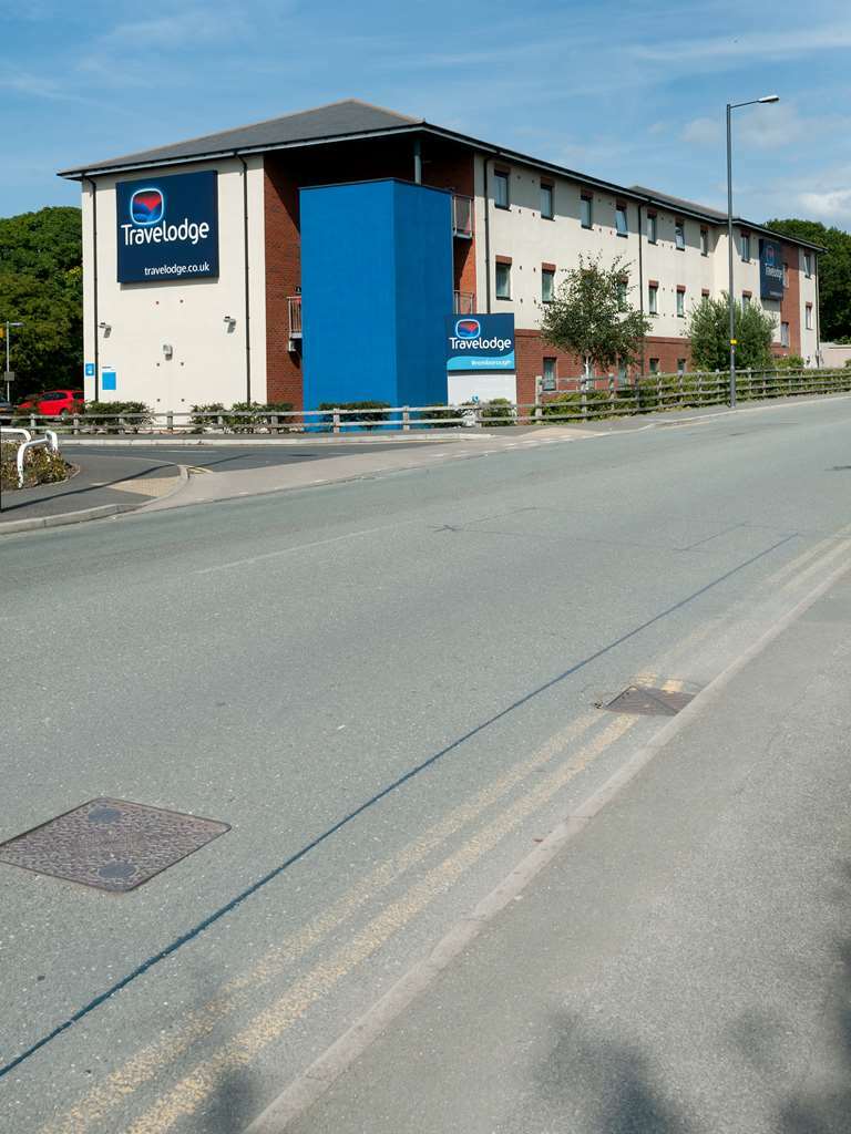 Travelodge Bromborough Port Sunlight Exterior foto